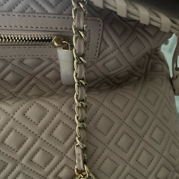 Tory Burch Marion Quilted Tote Brand New Light Oak ( Nude Pink) color - Picture 4 of 10